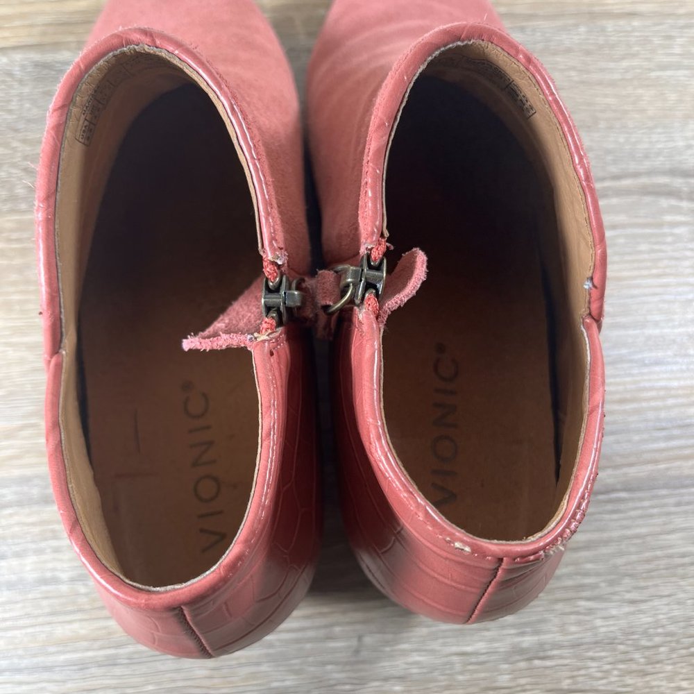 Vionic Marissa Ankle Booties Womens Shoes Pink Suede Zip Up Casual Size 6.5 - Picture 7 of 10